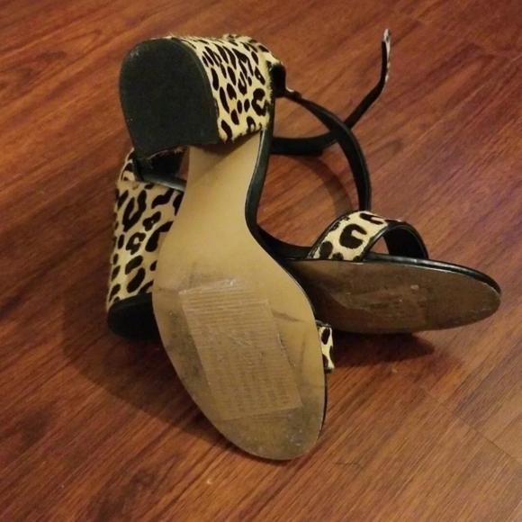 STEVE MADDEN CALF HAIR BLOCK HEEL SANDAL - Picture 5 of 5